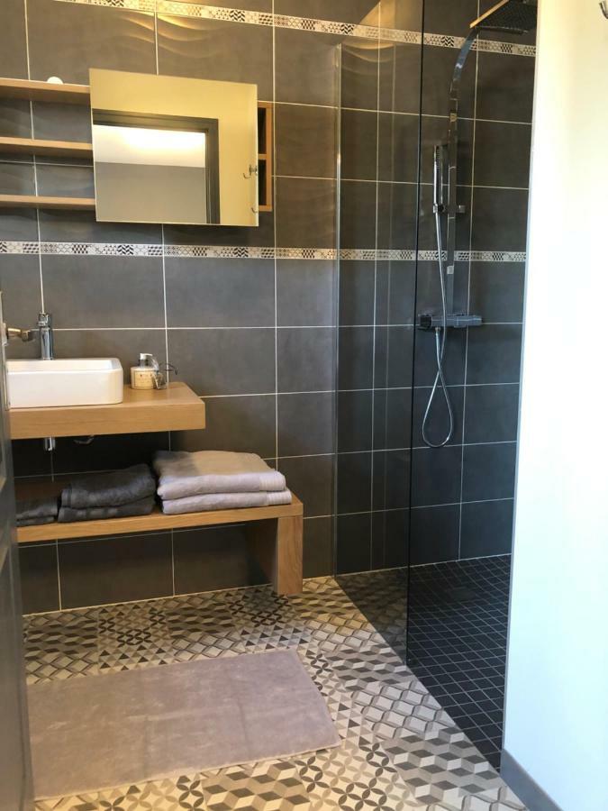Le Domaine De La Carperie Hotel Brehal Bagian luar foto